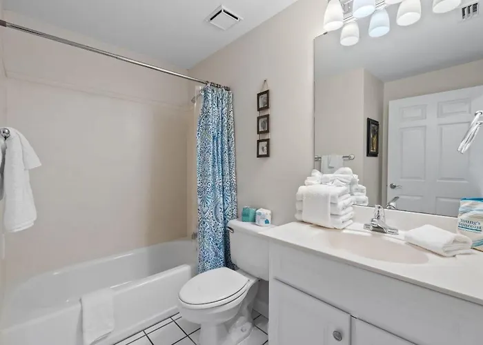 Club 208c By Youngs Suncoast *